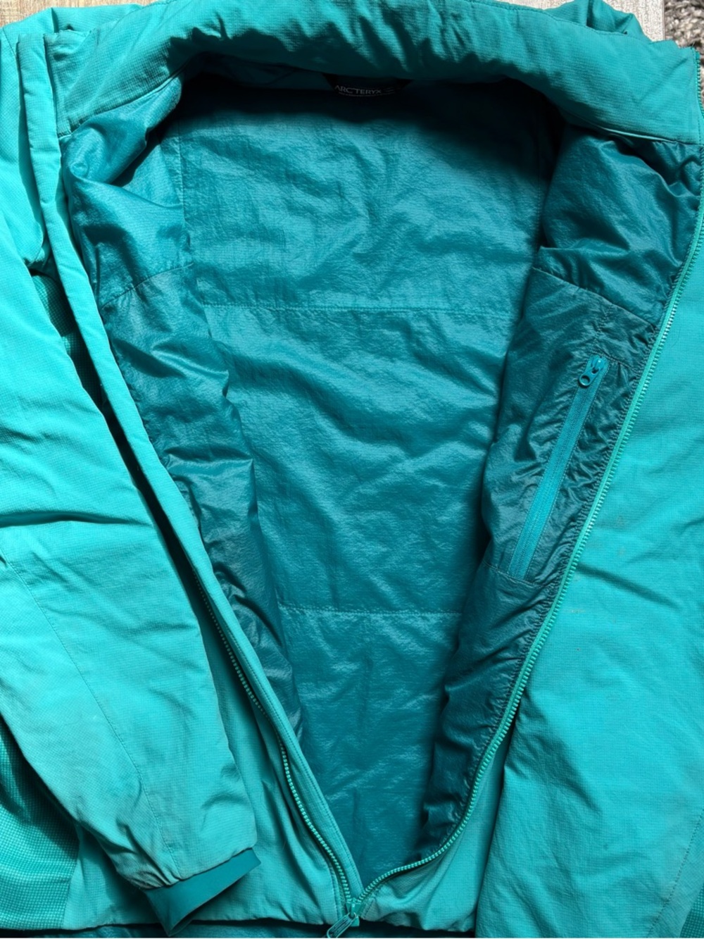 Arc'teryx Atom Jacket - Picture 4 of 12